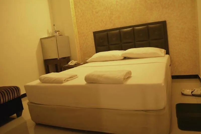 Saasha City Hotel Colombo 2*,  Sri Lanka