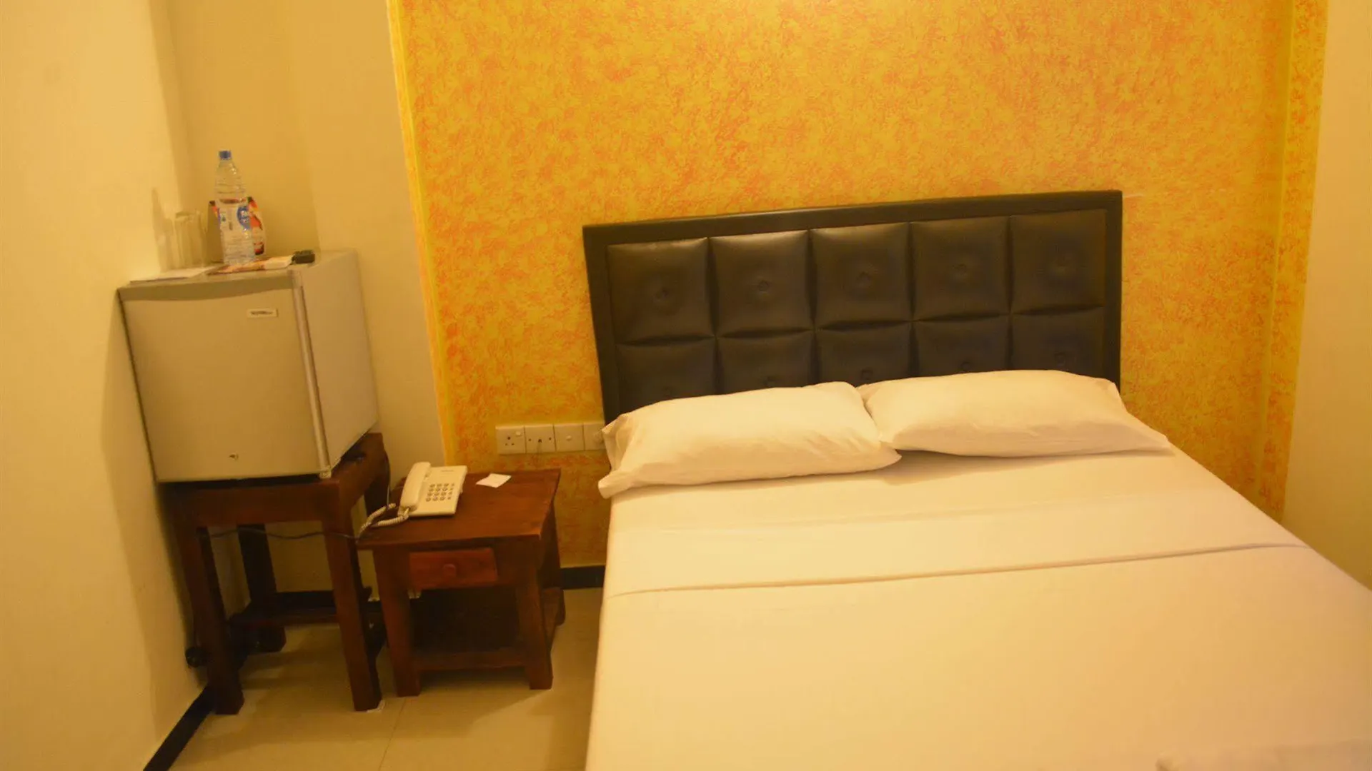 Saasha City Hotel Colombo 2*,  Sri Lanka