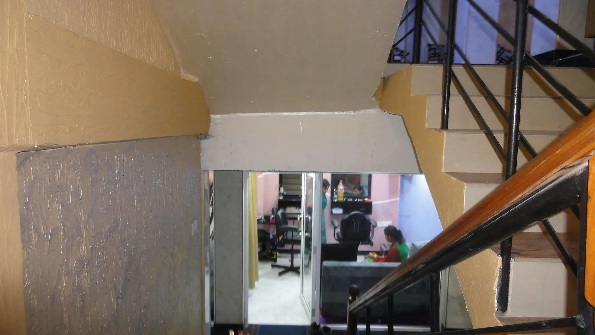 Saasha City Hotel Colombo 2*,