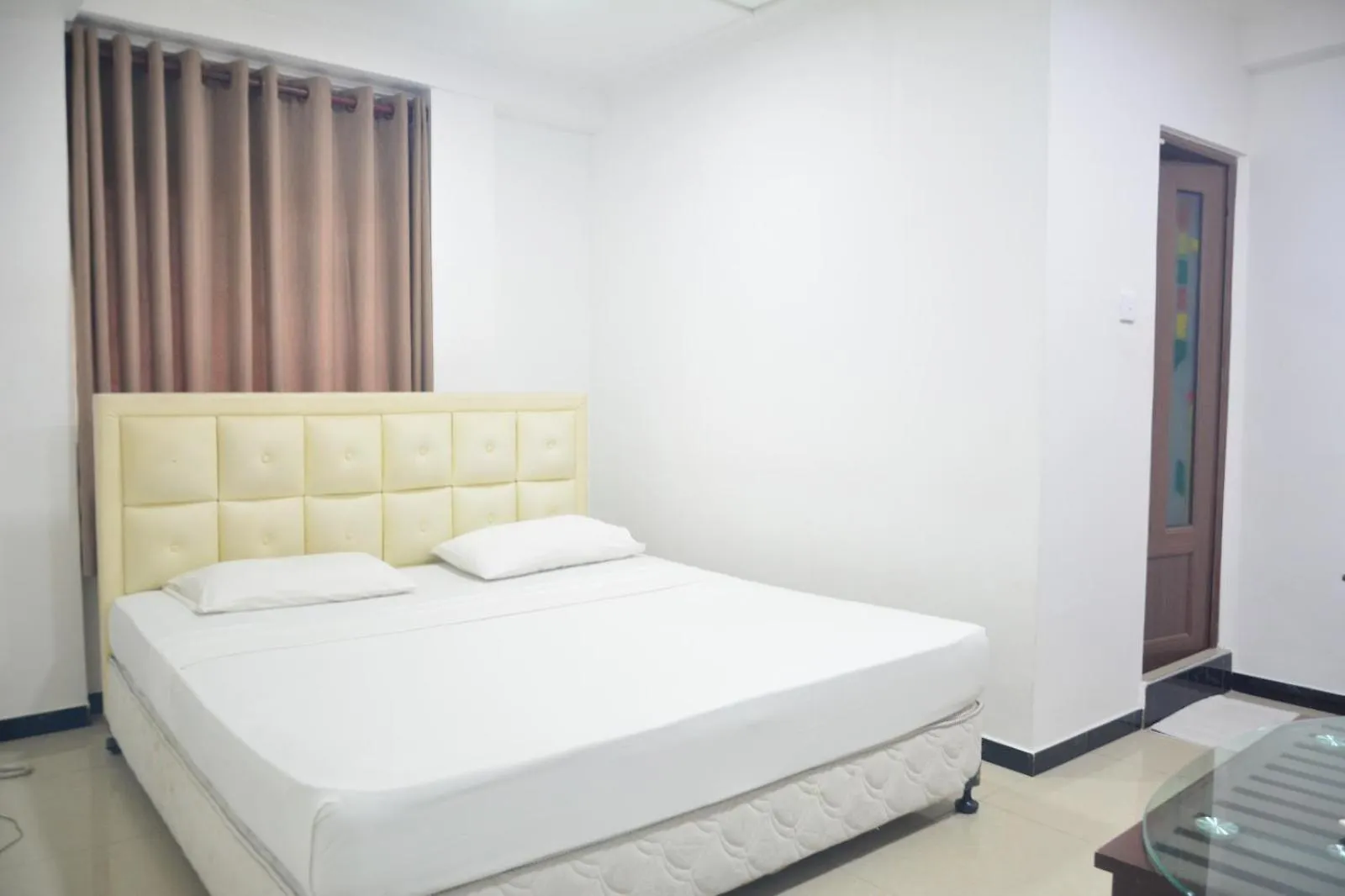 Saasha City Hotel Colombo 2*,